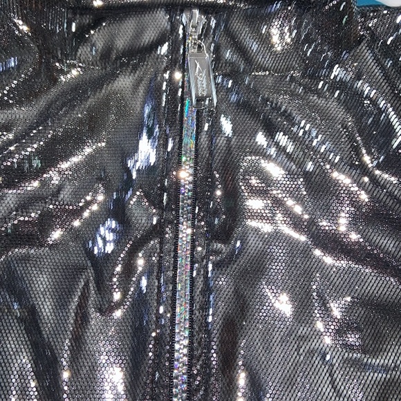 TYRA BANKS RARE silver speedo size 12. Zip front NEW OLD STOCK - Picture 13 of 14